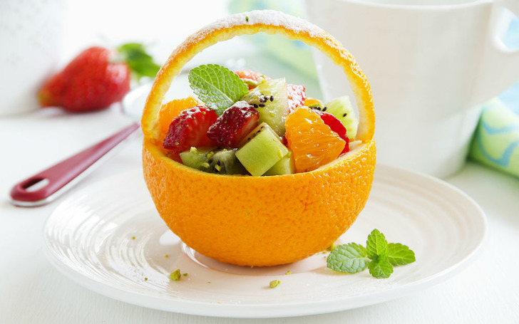 Meyve Salatası Sunumu