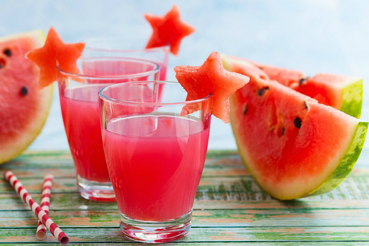 karpuzlu-limonata-tarifi-one-cikan-yeni