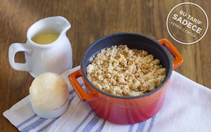 Armut ve Böğürtlenli Crumble Tarifi