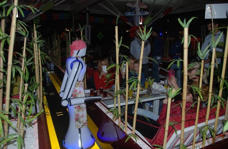robot-garson-ada-1