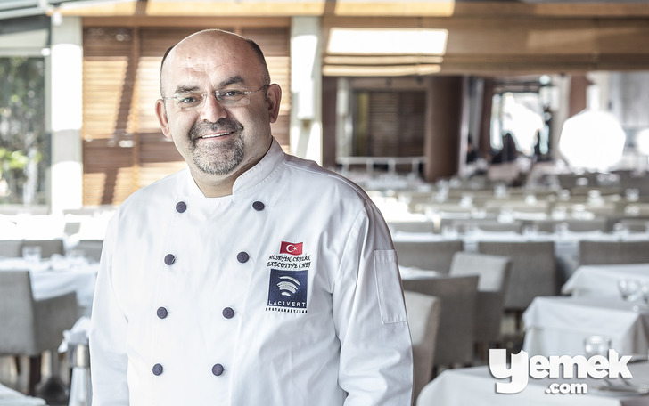 Lacivert Executive Chef Hüseyin Ceylan