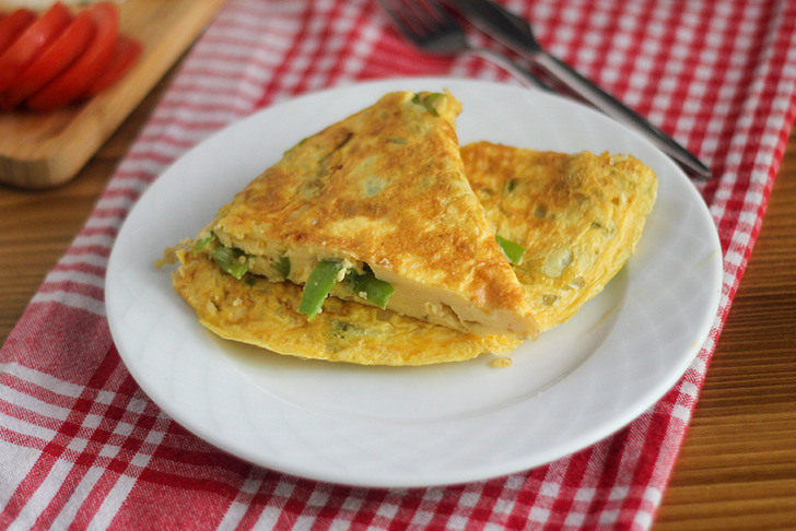 Biberli Omlet Tarifi