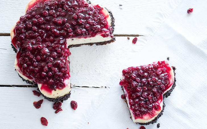 yaban-mersinli-cheesecake-manset-1