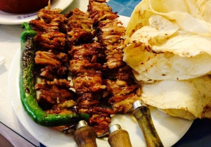 https://www.instagram.com/sehzadecagkebap/ | instagram