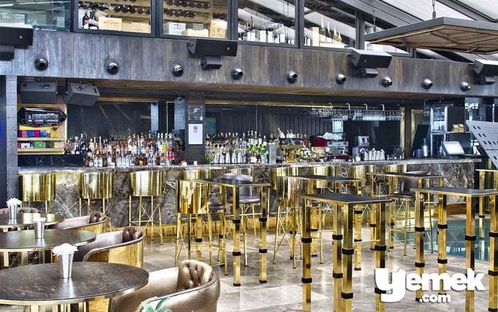 Frankie Bar Bölümü