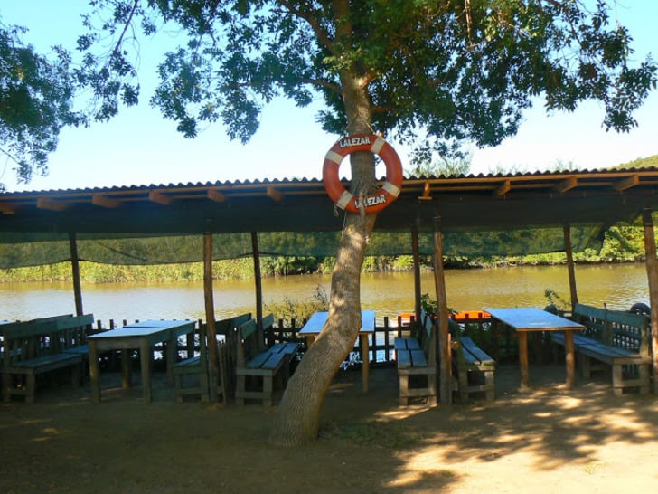 lalezarailepiknikalani