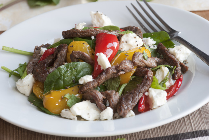 etli-ispanak-salatasi