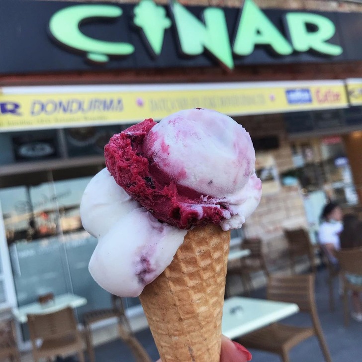 https://www.instagram.com/p/CFBt6qlgltc/