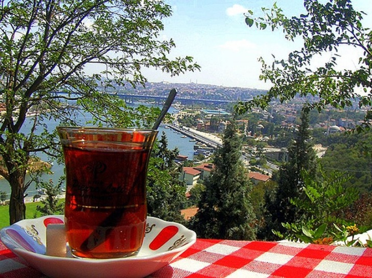 http://entelektuel.com/wp-content/uploads/2013/12/cay-ve-hayat.jpg | entelektuel