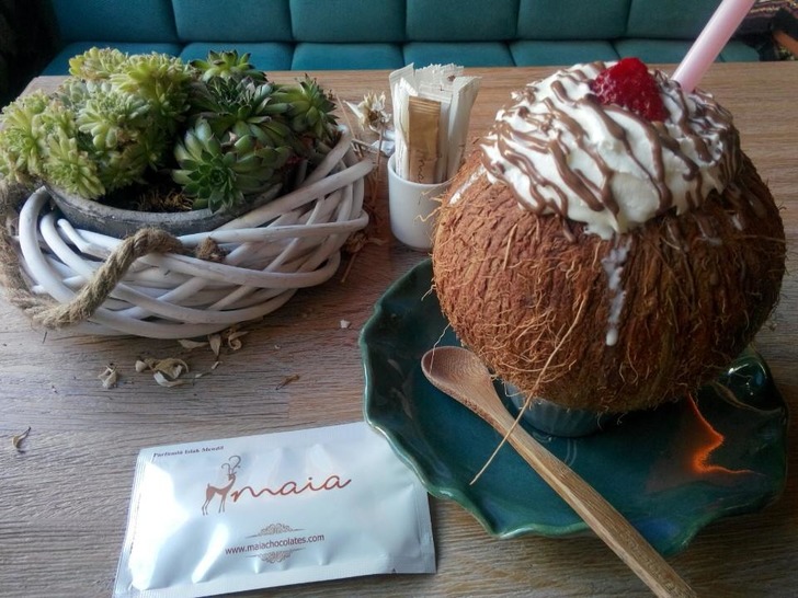 foursquare - maia chcocolates