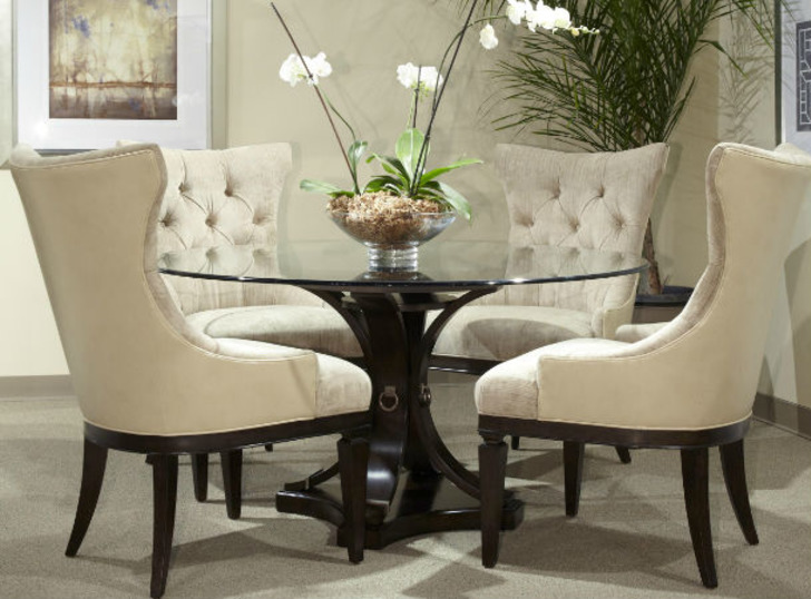 furnituredealer