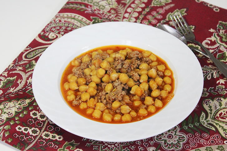 Kıymalı Nohut Yemeği Tarifi