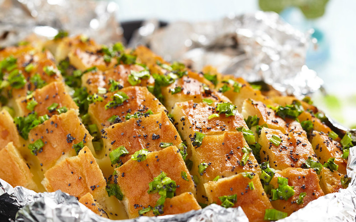 Üç Peynirli Ekmek Tarifi