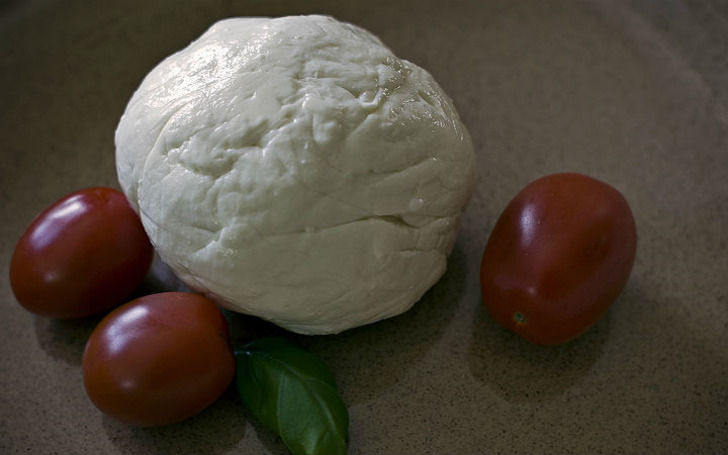 mozzarella peyniri - flickr/ilja