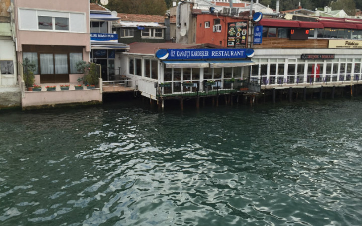 oz-kanatci-kardesler-deniz