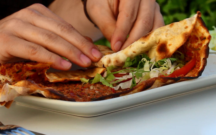 lahmacun-nasil-yenir-manset-2