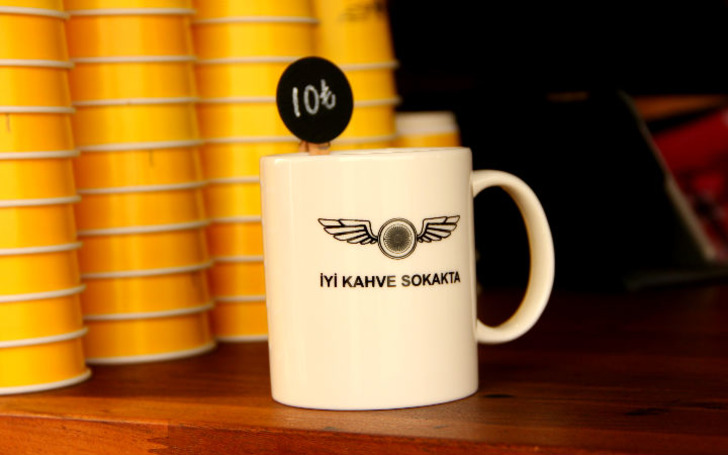 iyi-kahve-sokakta