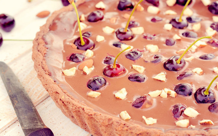 Çikolatalı Kirazlı Tart