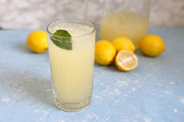 Portakalsız Limonata Tarifi