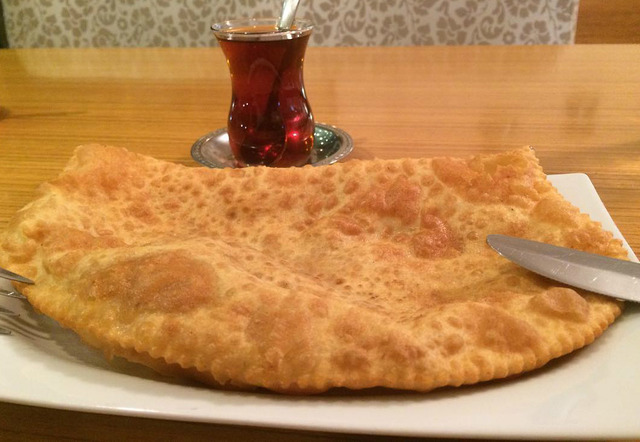 Hamur İşlerinin Prensesi Çiğ Böreği İstanbul'da Yiyebileceğiniz 7 Nefis Mekan