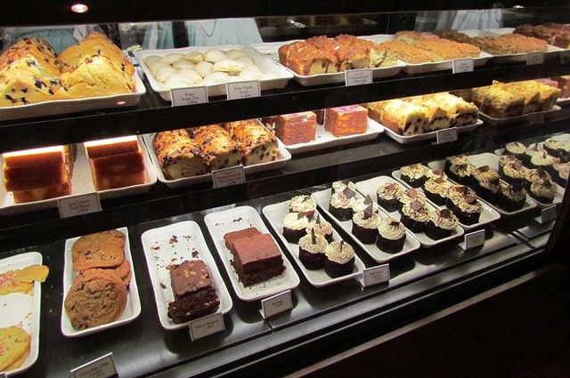 Starbucks'ta Kahvenizi Daha Hızlı Alabilmek İçin Bilmeniz Gereken 8 Tüyo