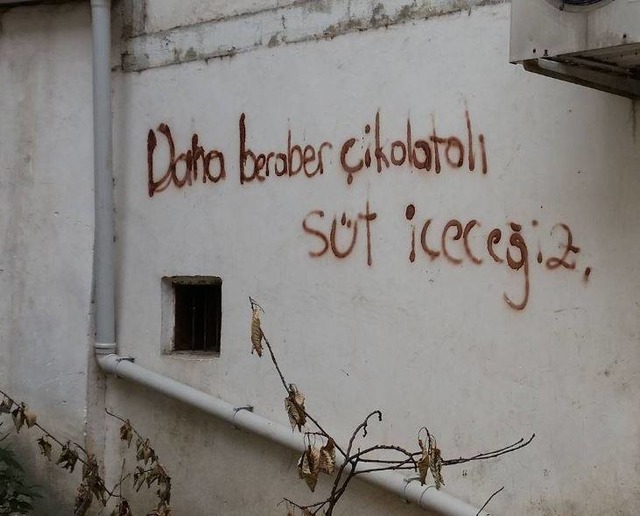 Yemeğin Aşkla Bir Alakasının Olduğunun Kanıtı 15 Duvar Yazısı