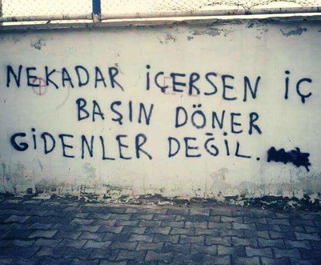 Yemeğin Aşkla Bir Alakasının Olduğunun Kanıtı 15 Duvar Yazısı
