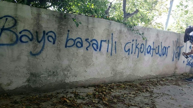 Yemeğin Aşkla Bir Alakasının Olduğunun Kanıtı 15 Duvar Yazısı
