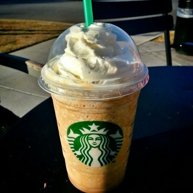 Sipariş Vermeden Önce Bilmeli: Hangi Starbucks Kahvesi Kaç Kalori?