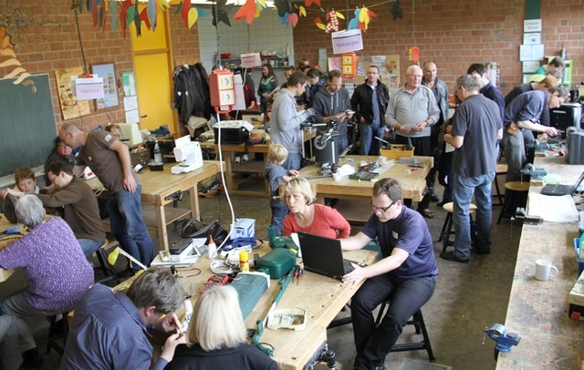 Kadıköy'de Bozulan Eşyalarınızı Ücretsiz Tamir Eden Yepyeni Bir Oluşum: Repair Cafe