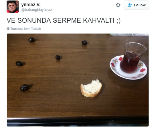 2016'da Okurken Ağzımızdaki Çayı Püskürtmemize Yol Açan En Komik 25 Tweet