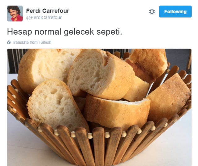 2016'da Okurken Ağzımızdaki Çayı Püskürtmemize Yol Açan En Komik 25 Tweet