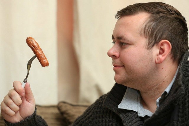 22 Yıldır Sadece Sosis ve Patates Kızartması Yiyerek Beslenen Bir Garip Adam