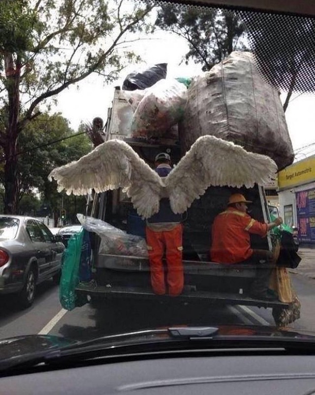 Kırk Fırın Ekmek Yesek de Anlayamayacağımız 19 Rahatsız Fotoğraf