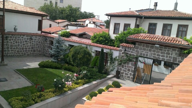 Ankara'nın Otantik Yüzü Hamamönü'ne Gittiğinizde Keşfetmeniz Gereken 13 Mekan