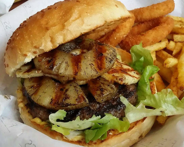 Daha İlk Isırıkta Midenize ''Ne İyi Yaptık da Geldik" Dedirten 11 Ankara Hamburgercisi