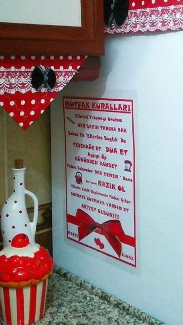 Sadece Yeni Gelin Evinde Görebileceğiniz 15 Sürreal Detay