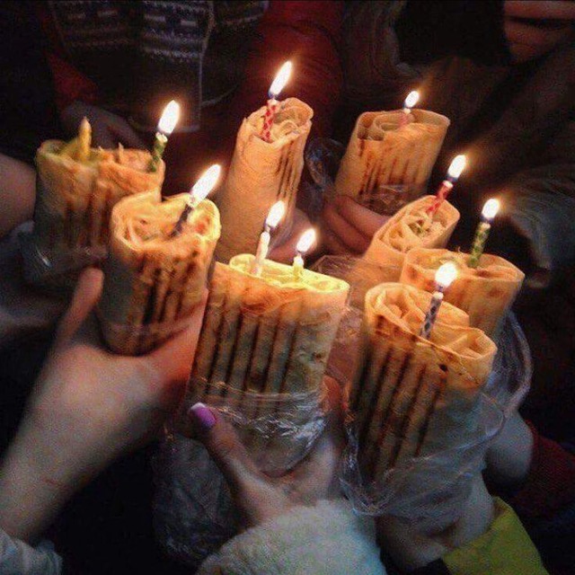 Sadece Türkiye'de Görebileceğiniz 11 Çok Bizden Doğum Günü Pastası