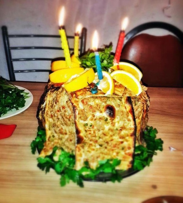 Sadece Türkiye'de Görebileceğiniz 11 Çok Bizden Doğum Günü Pastası