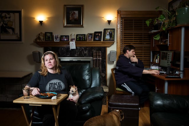 Farklı Evlerde Yaşanan Akşam Yemeklerini Anlatan 32 Çarpıcı Fotoğraf