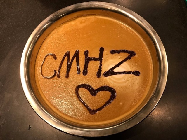 "Kendi Kupanı Getir" Gününde Starbucks'ı Acımasızca Trollemeye Çalışan Çinliler