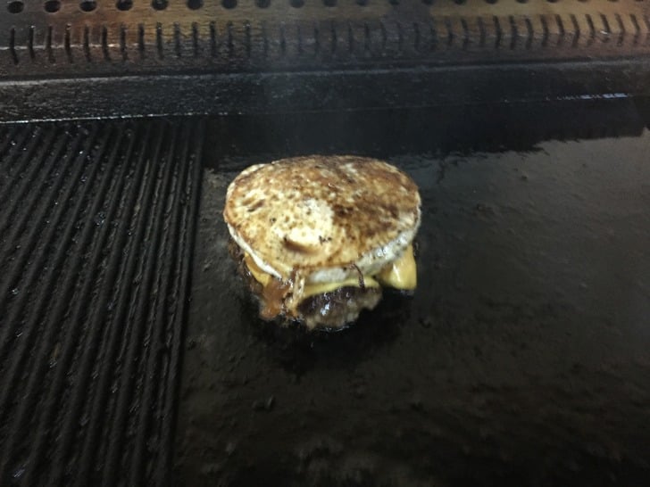 protein-burger-hamburger-yapimi