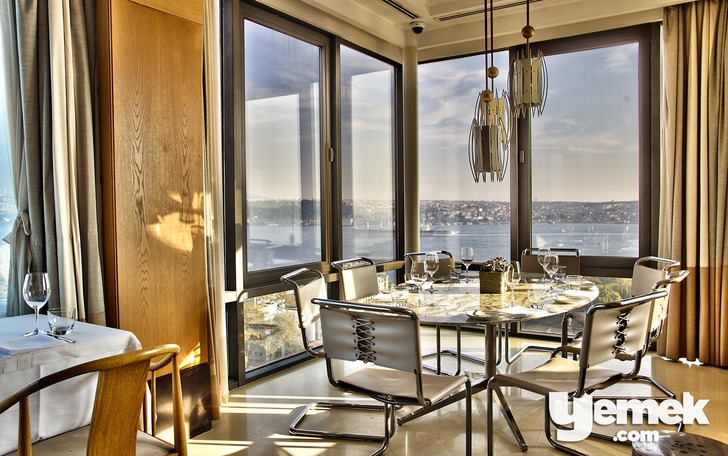 Vogue Restaurant Panoramik Boğaz Manzarası