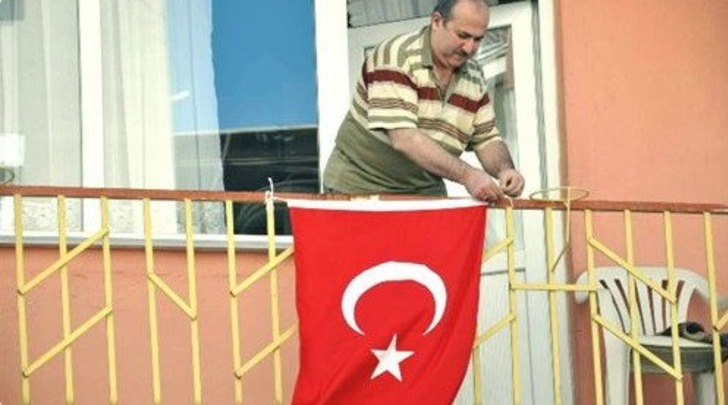 turk-bayragi-dayi