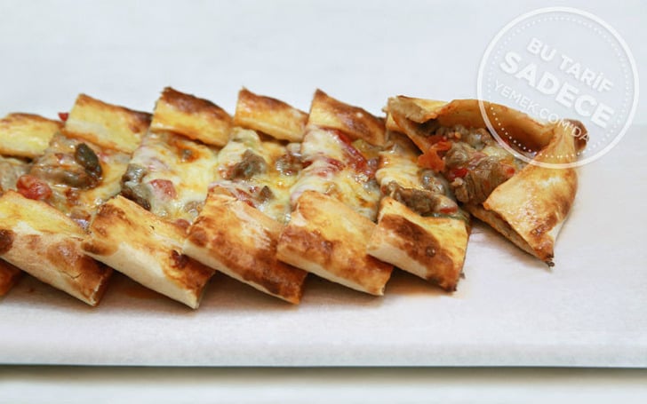 Kuşbaşılı Pide Tarifi
