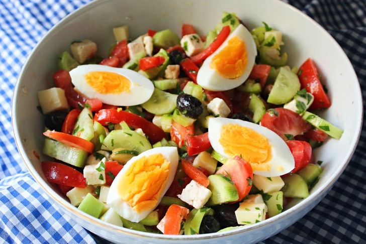 kahvalti-salatasi-one-cikan-yeni