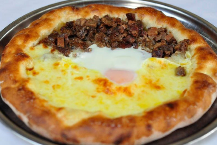 https://www.facebook.com/K%C3%B6%C5%9Fem-Karadeniz-Pide-1566727776885839/photos/1566730023552281