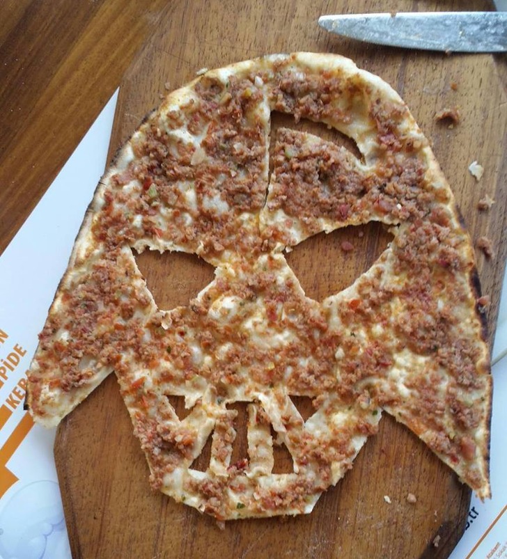 facebook.com/SexLahmacunRocknRoll