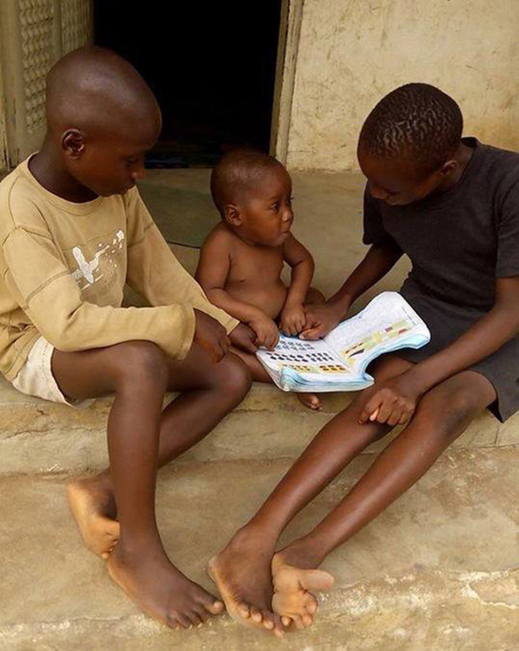 https://www.boredpanda.com/nigerian-witch-boy-starving-thirsty-recovery-anja-ringgren-loven-recovery/ | BoredPanda