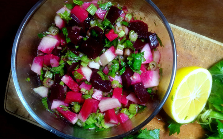 kereviz-sapi-salatasi-tarifi